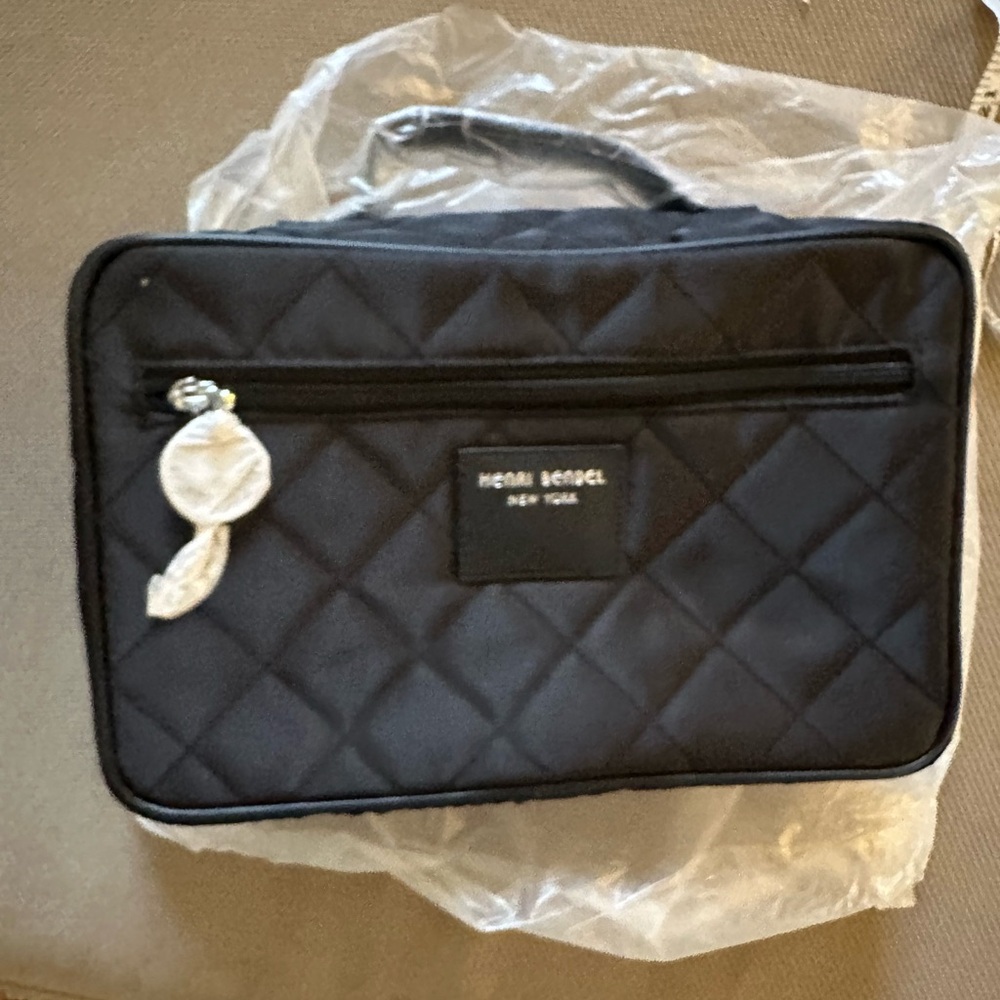 Henri Bendel Diaper Pouch with Changing Pad- never used and new with tags